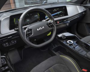 Kia EV6 GT int 01